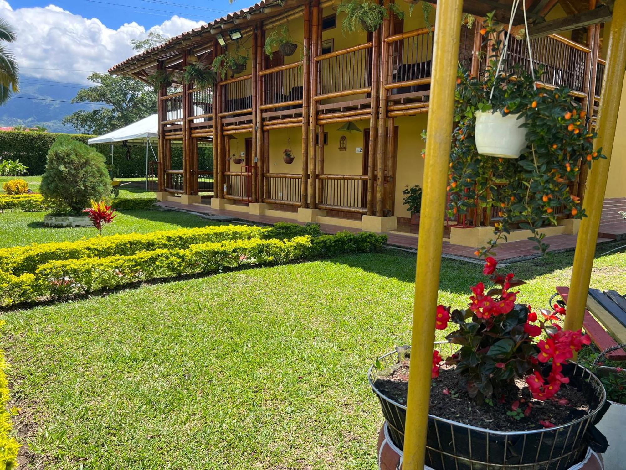 Villa Alejandra Del Quindio Каларка Экстерьер фото